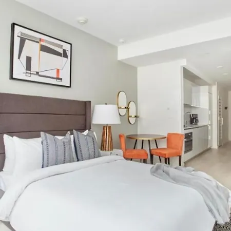 Xlux In Old Town Apartment